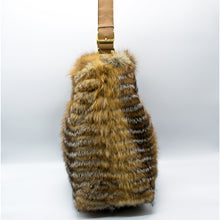 Load image into Gallery viewer, Fur handbag