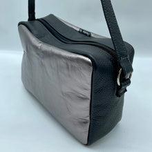 Load image into Gallery viewer, City shoulder bag